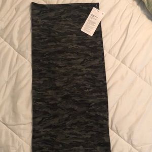 Lululemon vinyasa scarf